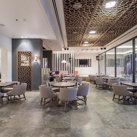 Americana Eilat Hotel Exterior photo