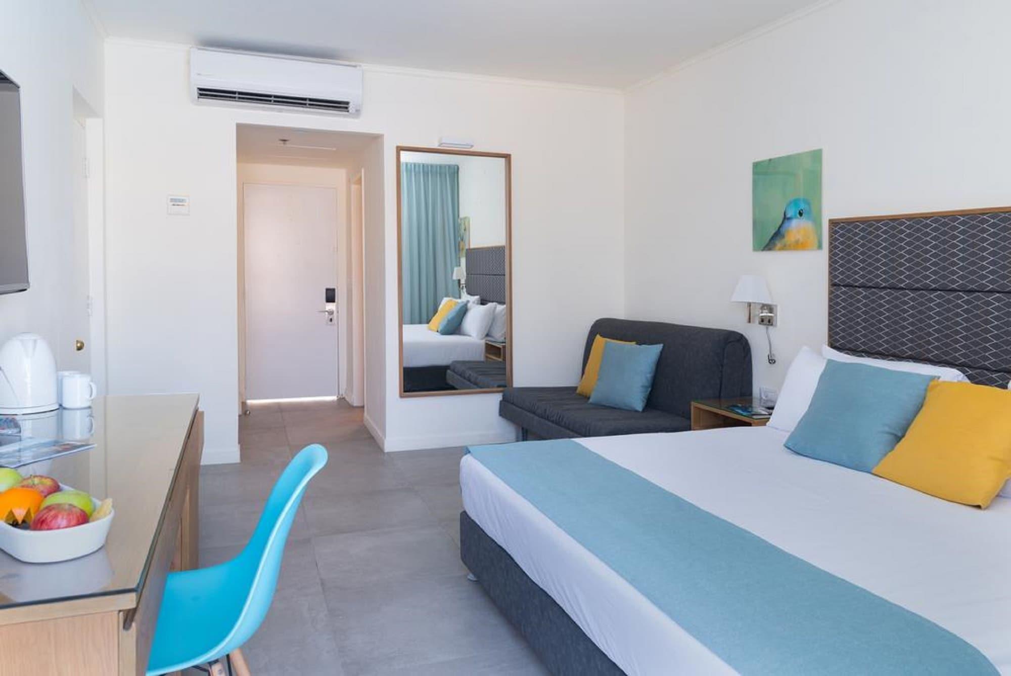 Americana Eilat Hotel Exterior photo