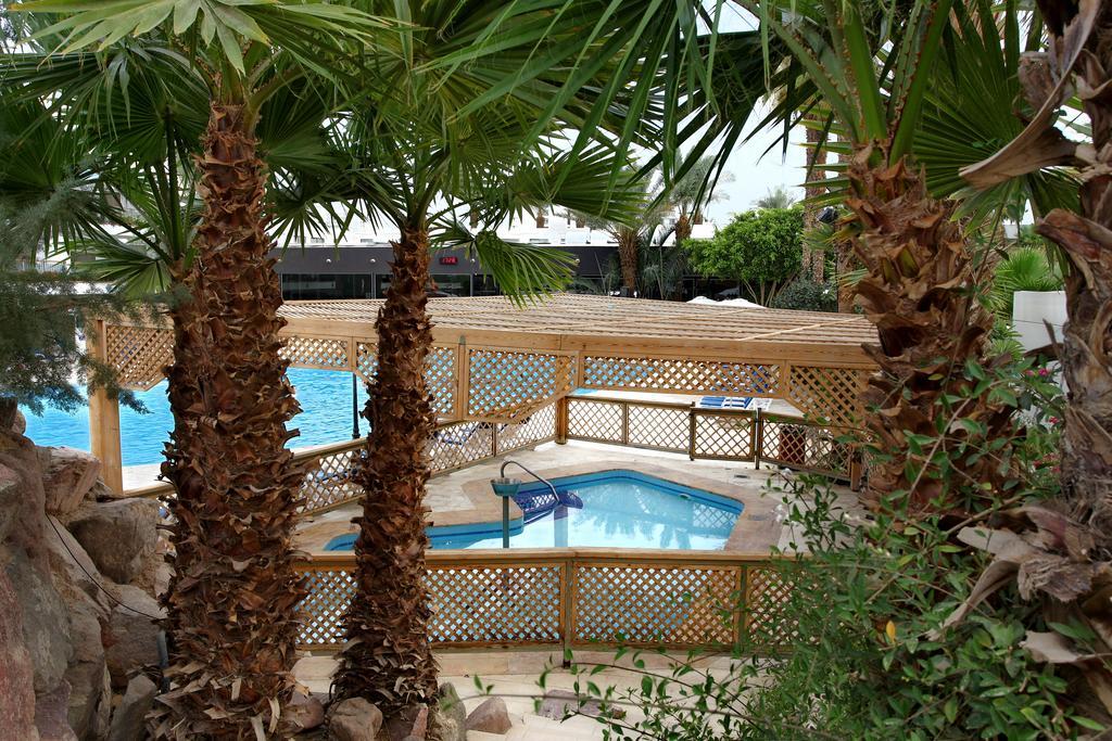 Americana Eilat Hotel Exterior photo
