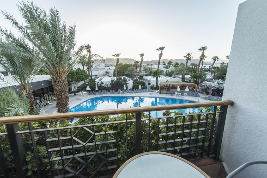 Americana Eilat Hotel Exterior photo
