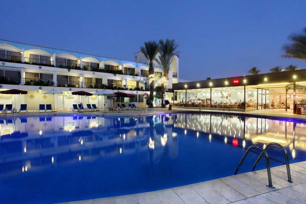 Americana Eilat Hotel Exterior photo